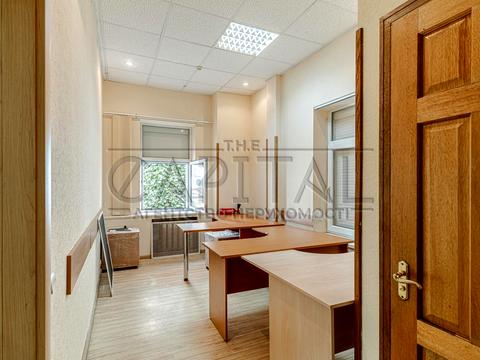 комерційна за адресою Саксаганського вул., 67