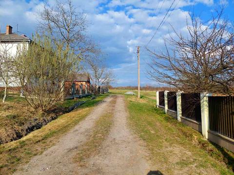 ділянка за адресою Стуса