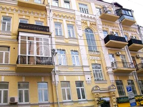 комерційна за адресою Мала Житомирська вул., 3/4