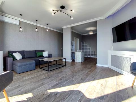 квартира за адресою Новомостицька вул., 15