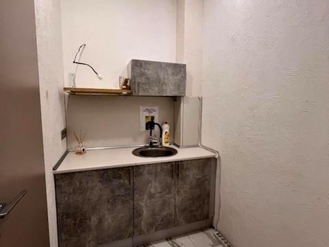 коммерческая по адресу Евгения Коновальца ул. (Щорса), 34-А
