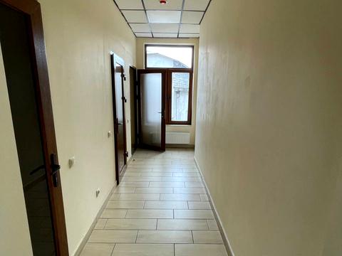 комерційна за адресою Героїв УПА вул., 65