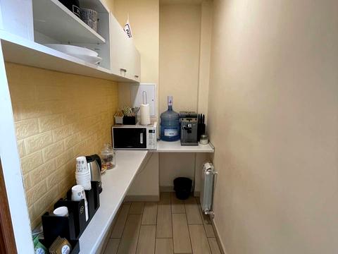 комерційна за адресою Героїв УПА вул., 65