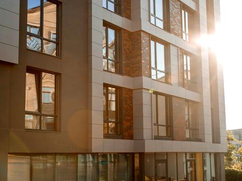 коммерческая по адресу Лукьяновская пл., (Будинок)