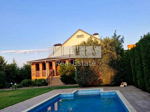 будинок за адресою Сонячна вул.