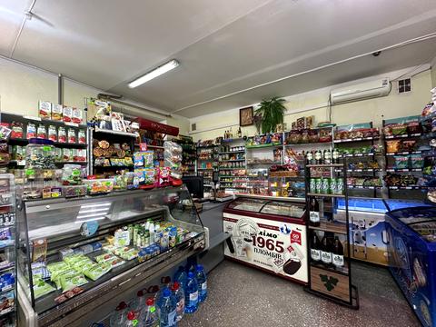 комерційна за адресою Чернівецька вул., 58