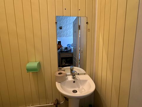 комерційна за адресою Чернівецька вул., 58