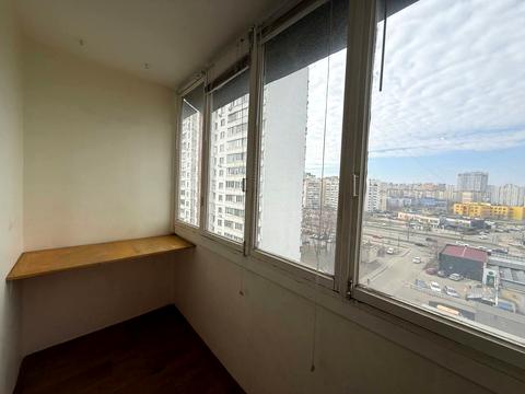 квартира за адресою Ревуцького вул., 17