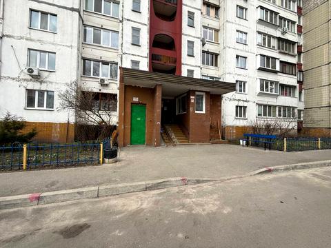 квартира за адресою Ревуцького вул., 17