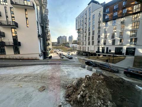 комерційна за адресою Малоголосківська вул., (Будинок)