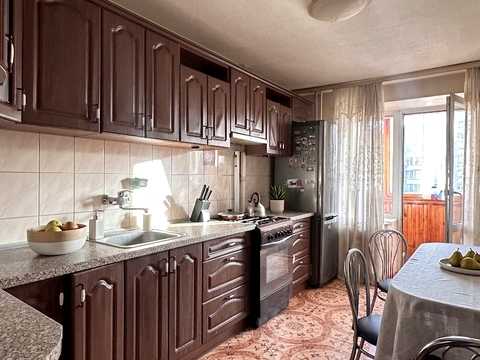 квартира за адресою Раїси Окіпної вул., 5-А