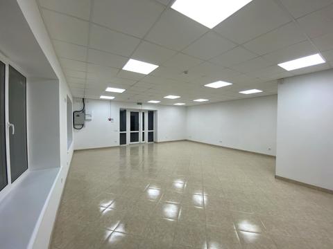 коммерческая по адресу Ивано-Франковск, набережная Василия Стефаника ул., 14