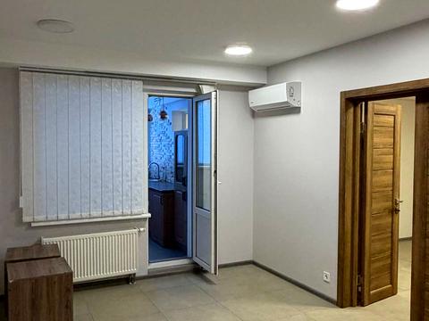 комерційна за адресою Сергія Данченка вул., 5