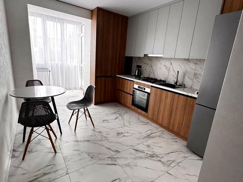 квартира за адресою Олени Теліги вул., 57