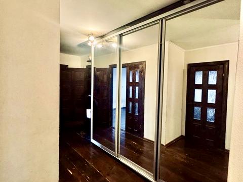 квартира за адресою Євгена Коновальця вул., 12