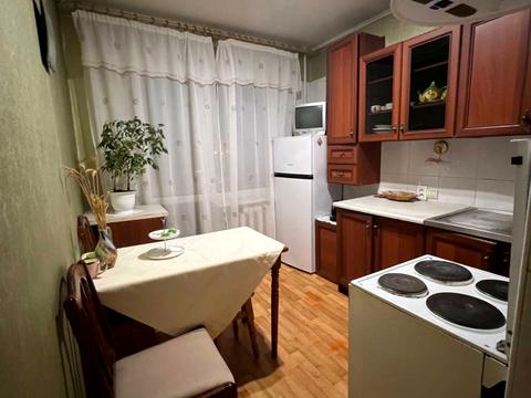 квартира за адресою Тополина вул., 26