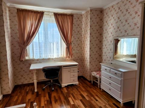 квартира за адресою Генерала Генадія Воробйова вул. (Курська), 13-Е