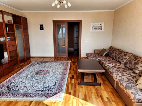 квартира за адресою Генерала Генадія Воробйова вул. (Курська), 13-Е