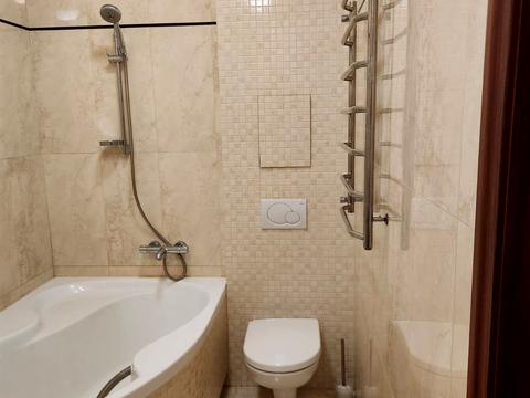 квартира за адресою Генерала Генадія Воробйова вул. (Курська), 13-Е