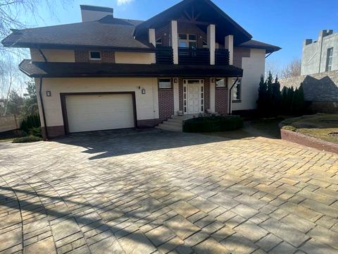 будинок за адресою Академічна вул., 15