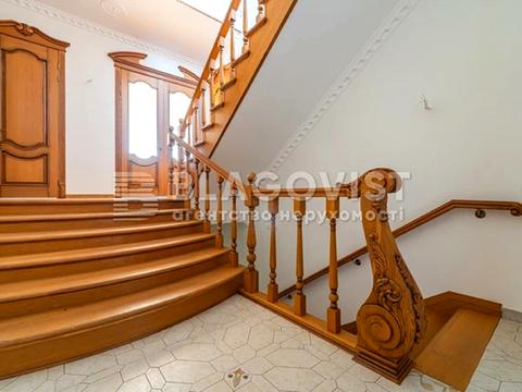 дом по адресу Василя Сухомлинського ул., 19