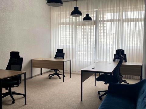 комерційна за адресою Кловський узвіз, 7a
