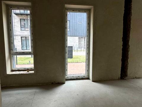 комерційна за адресою 24 Серпня вул., 13