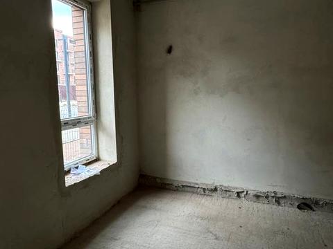 комерційна за адресою 24 Серпня вул., 13