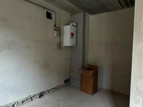 комерційна за адресою 24 Серпня вул., 13