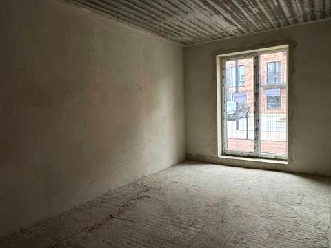 комерційна за адресою 24 Серпня вул., 13