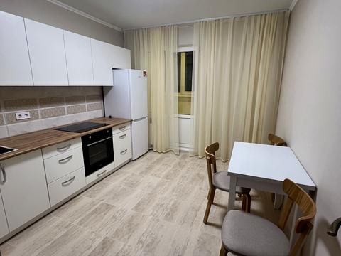 квартира по адресу Софии Русовой ул., 1-Б