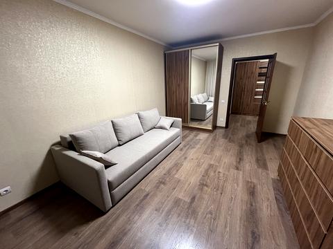 квартира за адресою Софії Русової вул., 1-Б