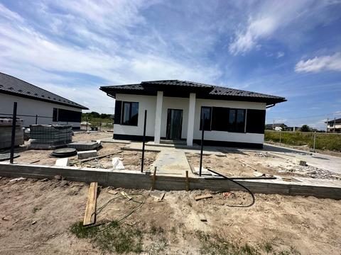 дом по адресу Молодёжная ул.