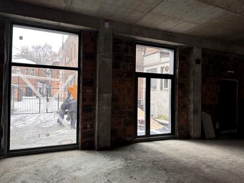 комерційна за адресою Січових Стрільців вул. (Артема), 17