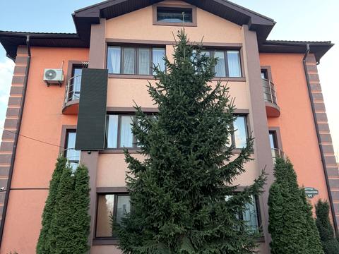 комерційна за адресою Волошкова вул., 44