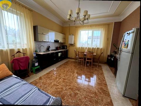 будинок за адресою Авангард