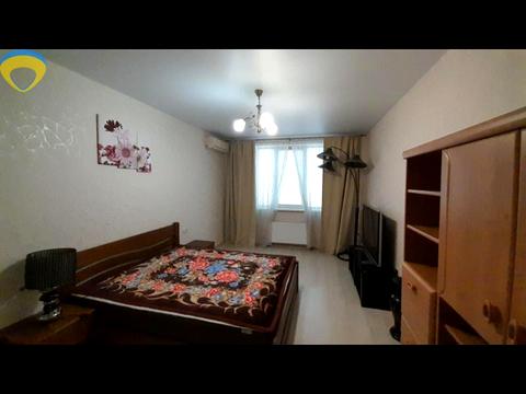 будинок за адресою смт. Авангард, Авангард