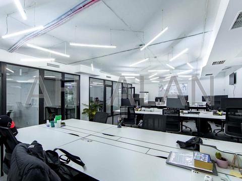 коммерческая по адресу Жилянская ул., 59