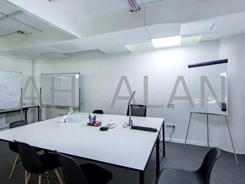 коммерческая по адресу Жилянская ул., 59