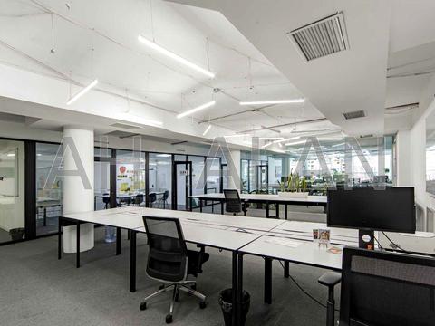 коммерческая по адресу Жилянская ул., 59