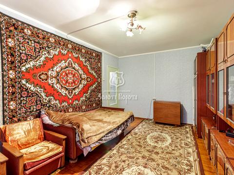 квартира за адресою Академіка Глушкова просп., 12