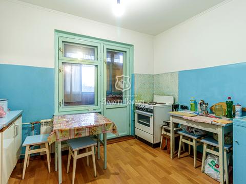 квартира за адресою Академіка Глушкова просп., 12