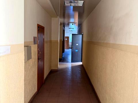 комерційна за адресою Маєра Балабана вул., 12