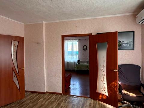 дом по адресу Центральна