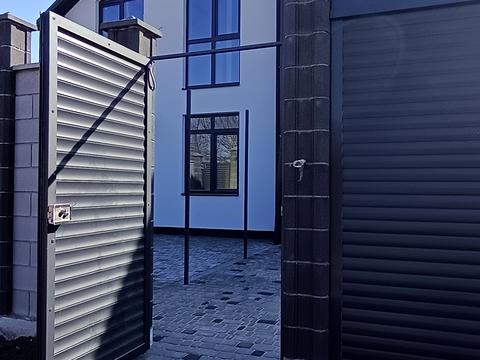 дом по адресу п. Лески, вул. Владислава Бувалкіна
