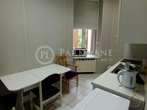 квартира за адресою Костельна вул., 8