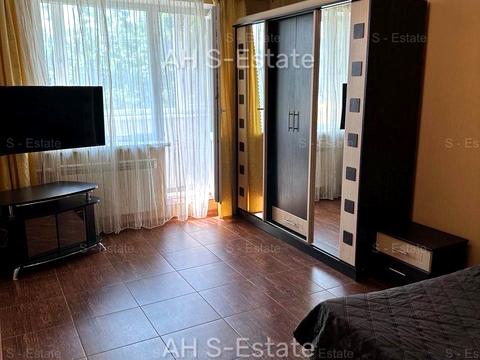 квартира за адресою Холодногірська вул. (Єлізарова), 10