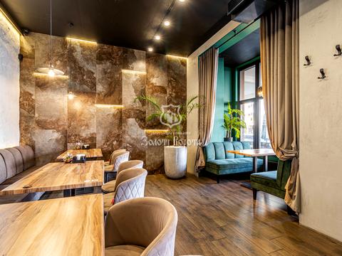 комерційна за адресою Молодіжна вул., 2