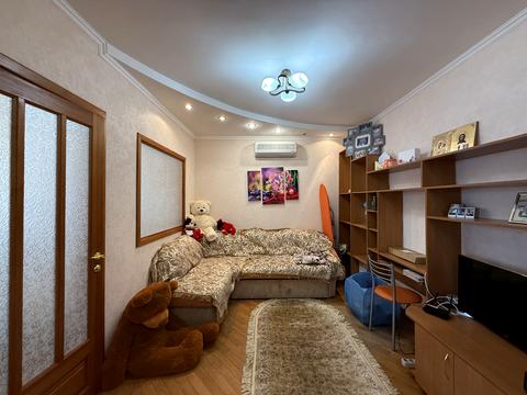 квартира за адресою Анни Ахматової вул., 35-А