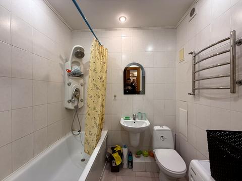 квартира за адресою Анни Ахматової вул., 35-А